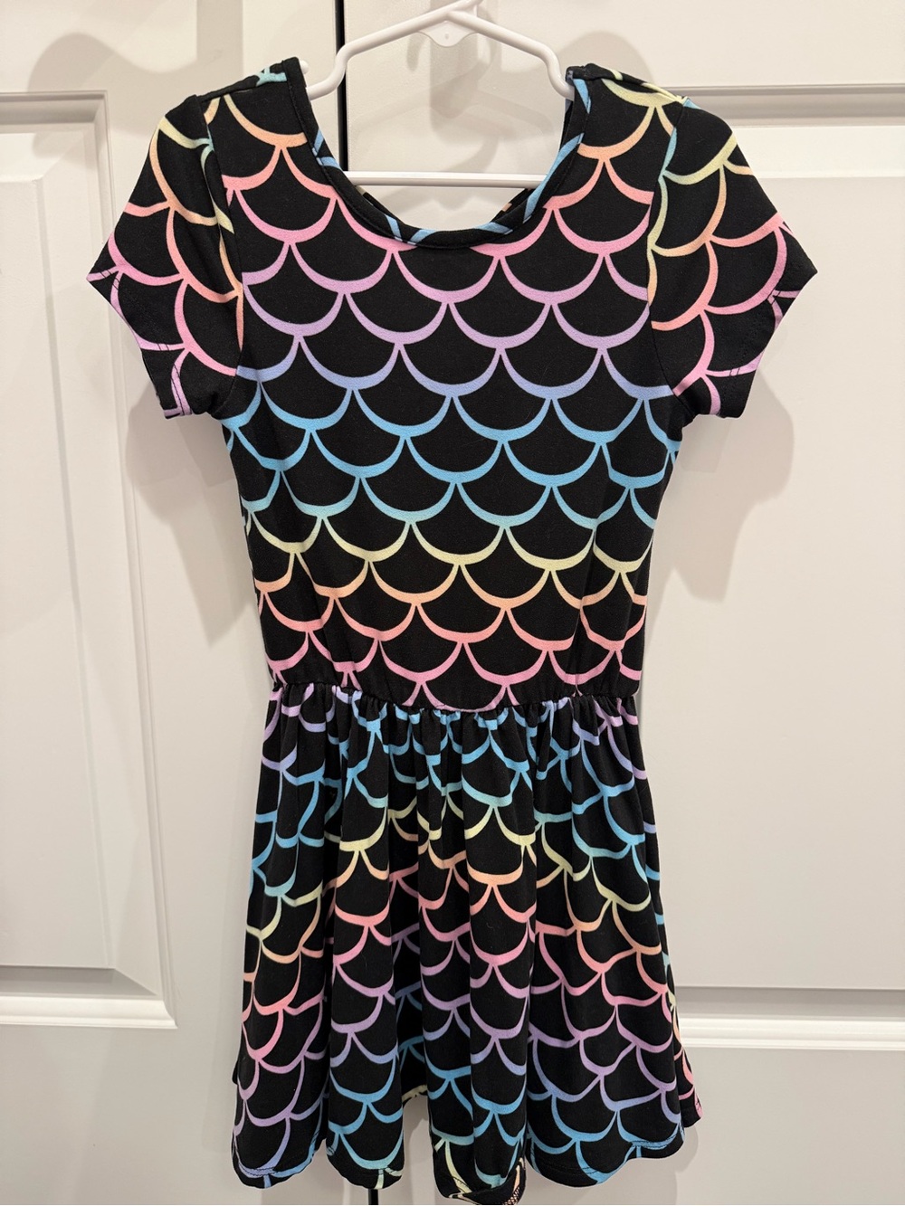 Pixielane Girls' Black Rainbow Scale Print Skater Dress - Size 6 like new